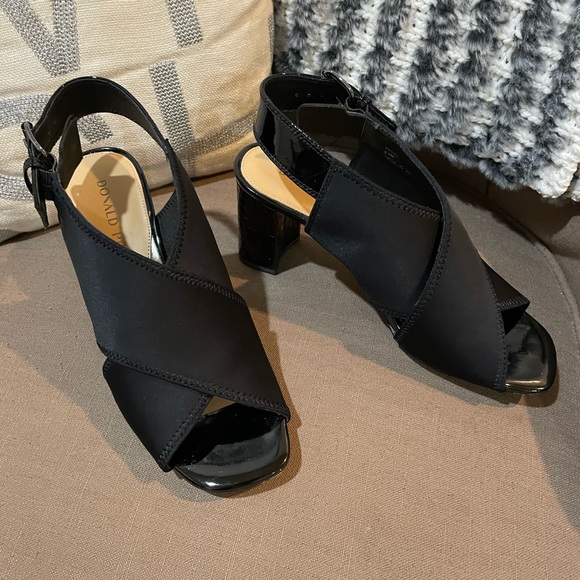 Donald Pliner Black Croco Pyper Slingback - Picture 12 of 15